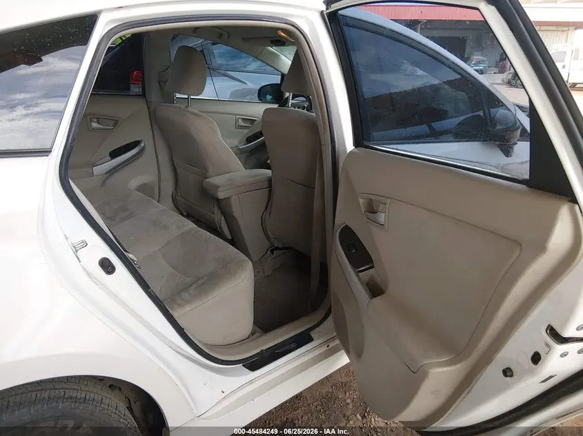 2011 TOYOTA PRIUS TWO