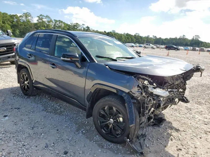 2022 TOYOTA RAV4 XSE  