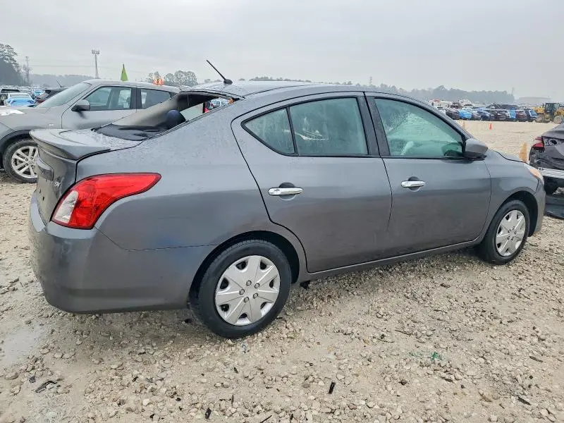 2019 NISSAN VERSA S  