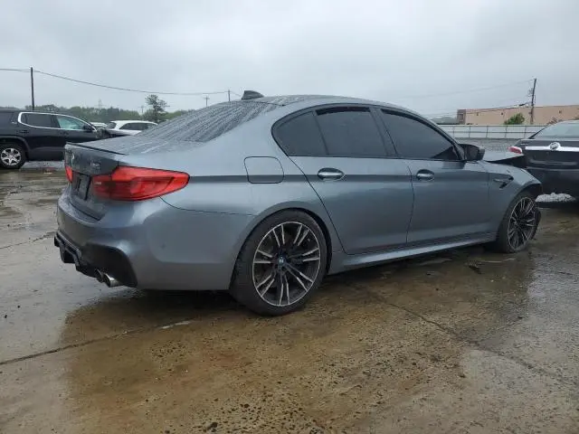 2018 BMW M5   