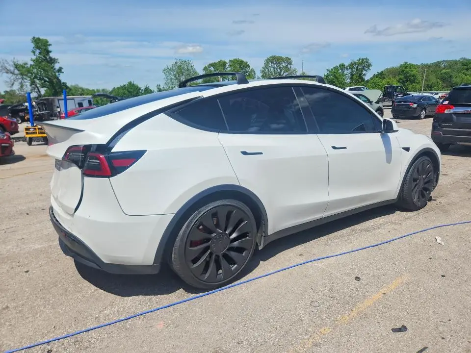 2023 TESLA MODEL Y   