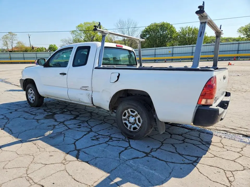 2015 TOYOTA TACOMA BASE  