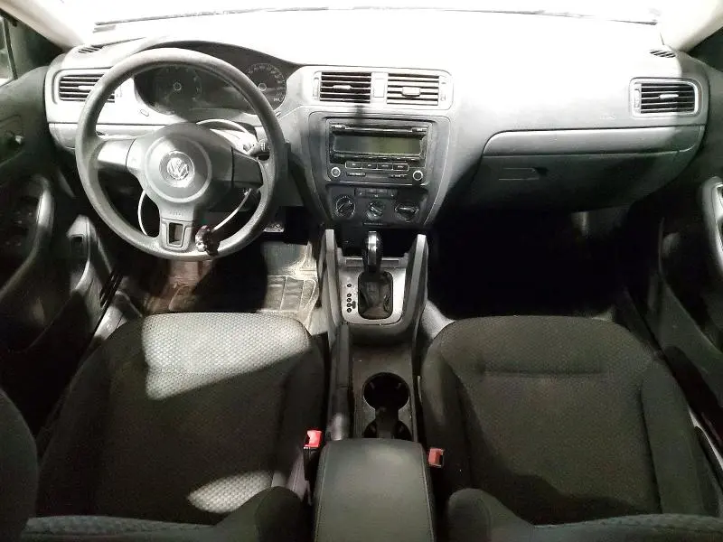 2013 VOLKSWAGEN JETTA BASE  