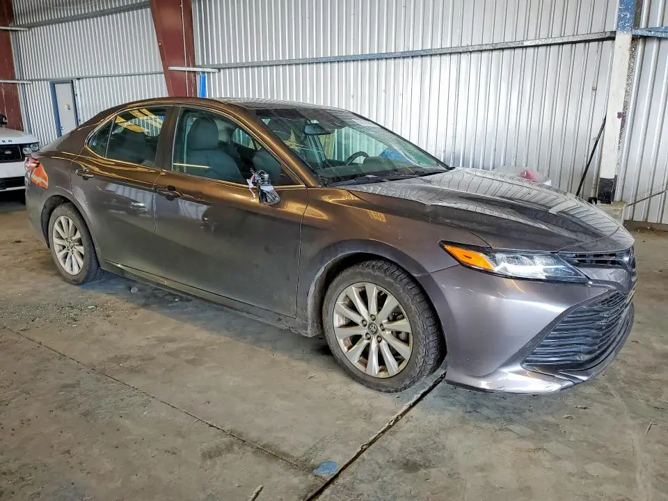 2018 TOYOTA CAMRY LE  