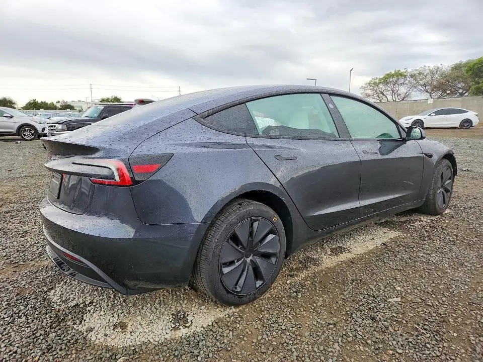 2025 TESLA MODEL 3   