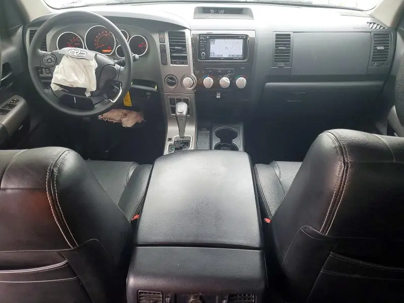 2013 TOYOTA TUNDRA CREWMAX SR5  
