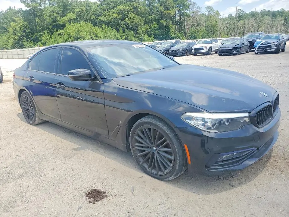 2018 BMW 530E   