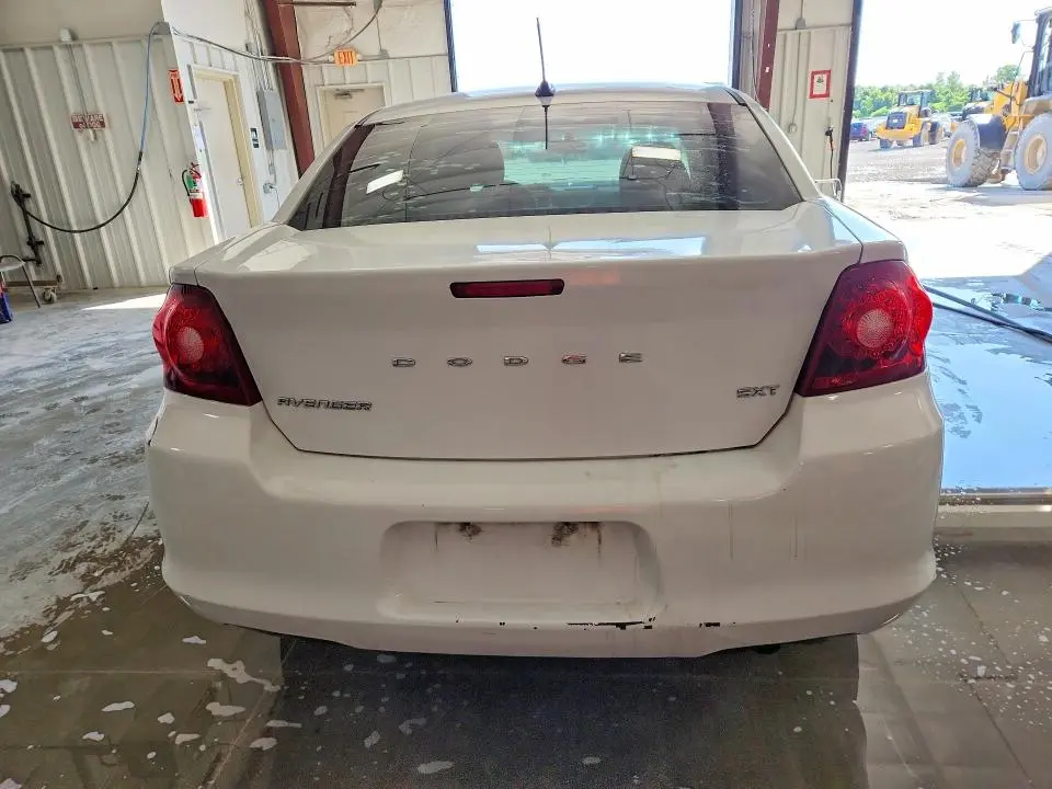 2012 DODGE AVENGER SXT  