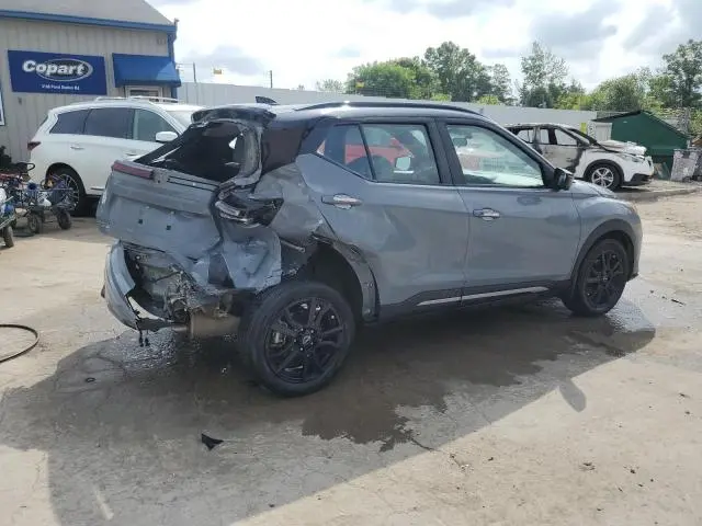 2023 NISSAN KICKS SR  