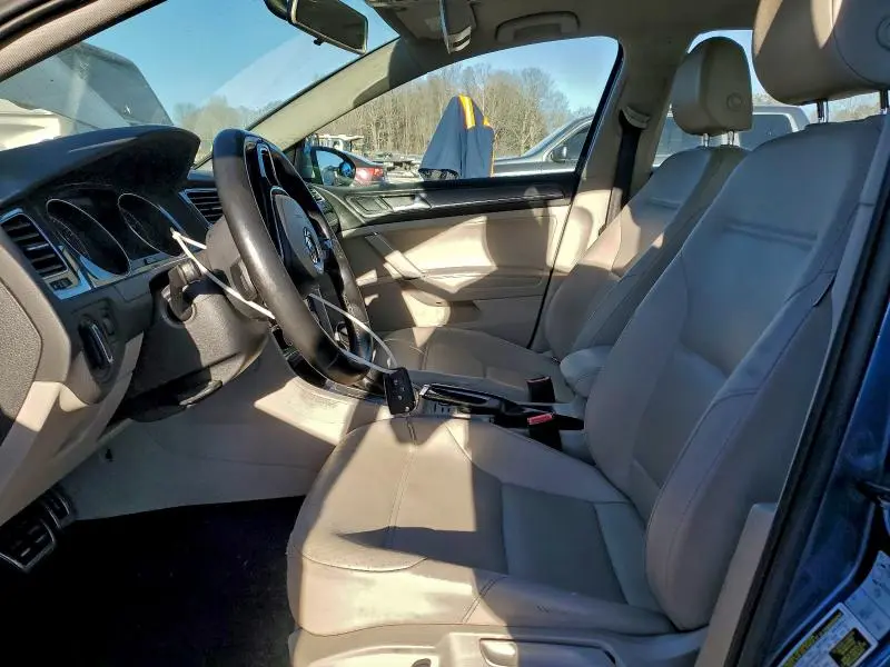 2017 VOLKSWAGEN GOLF ALLTRACK S  