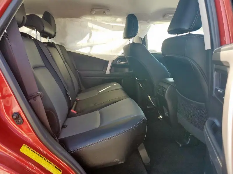 2023 TOYOTA 4RUNNER SE