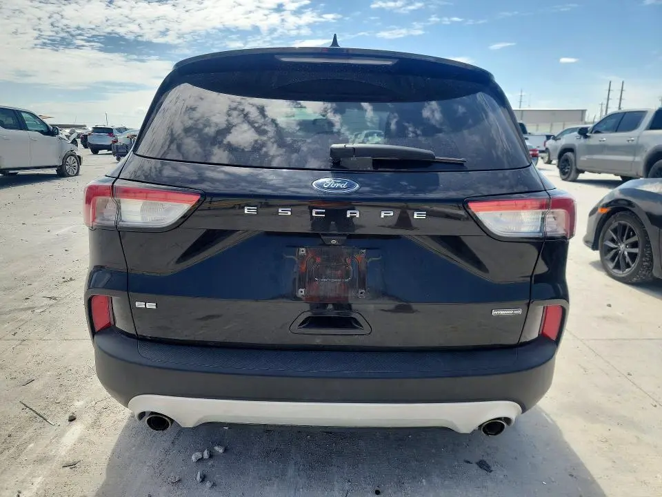 2020 FORD ESCAPE SE SPORT  