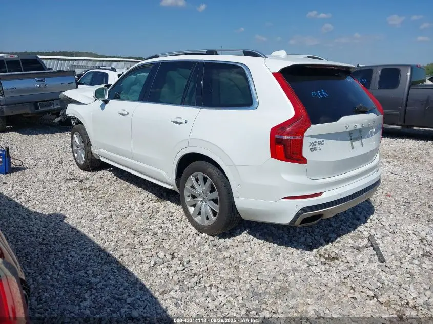 2017 VOLVO XC90 T6 MOMENTUM