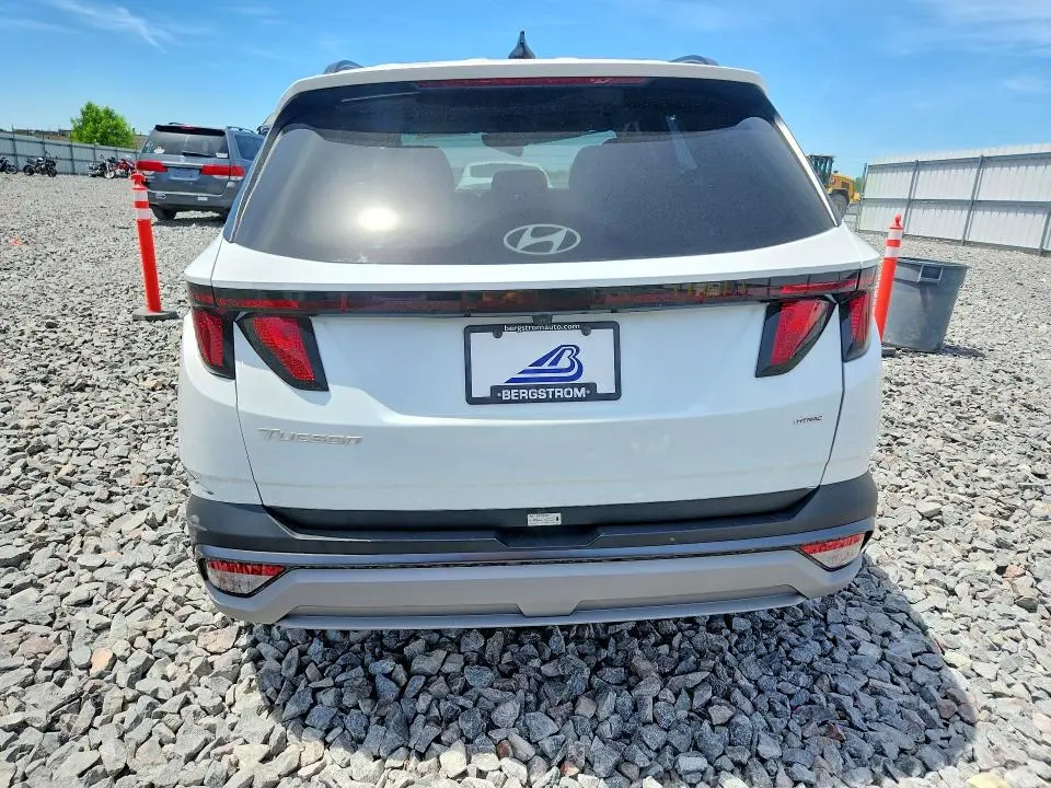 2025 HYUNDAI TUCSON SEL  