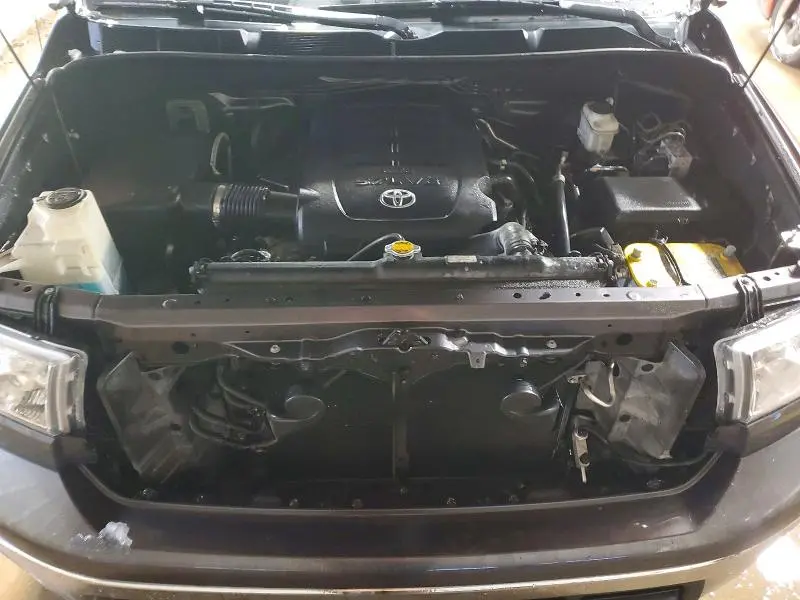 2011 TOYOTA TUNDRA CREWMAX SR5  