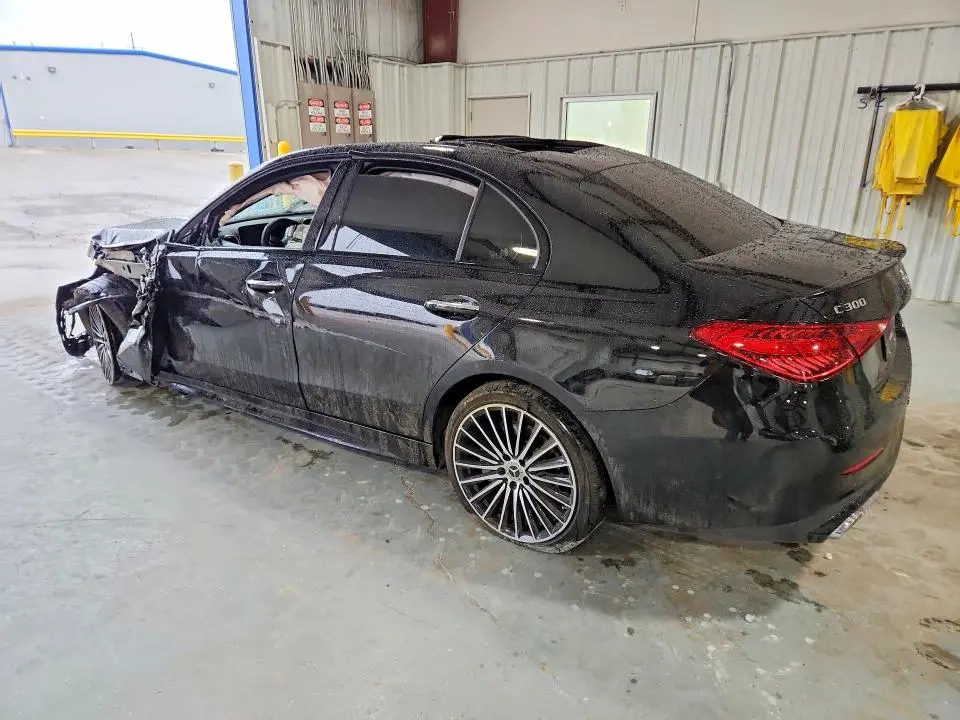 2024 MERCEDES-BENZ C 300  