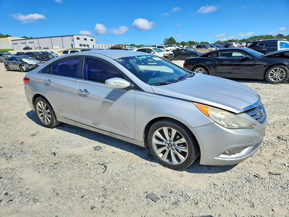 2011 HYUNDAI SONATA SE  