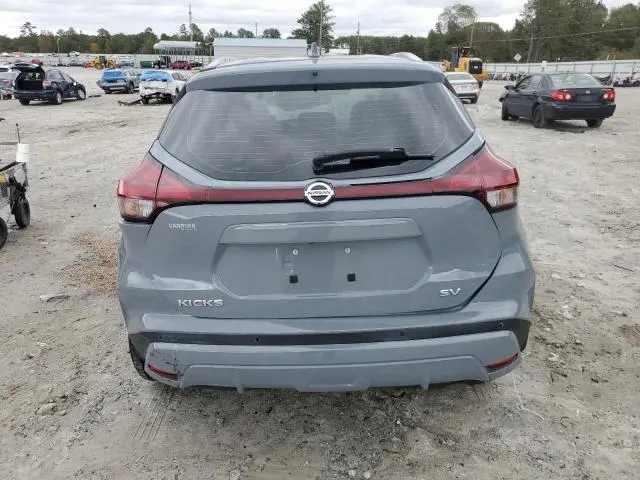 2021 NISSAN KICKS SV  