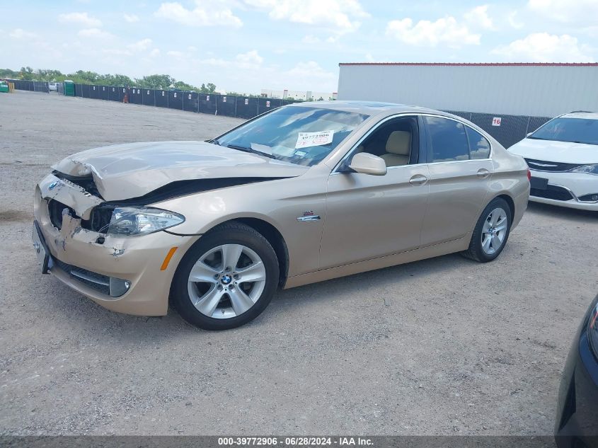 2011 BMW 528I  