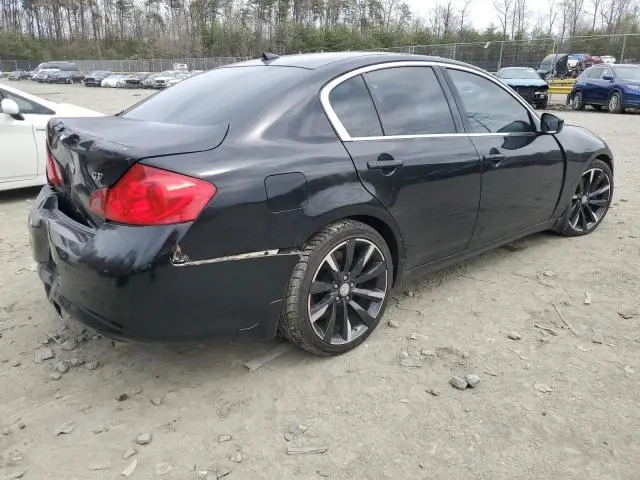 2011 INFINITI G37 
