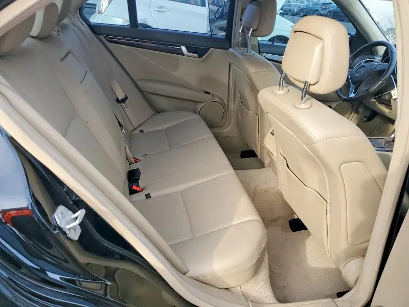 2013 MERCEDES-BENZ C 250  