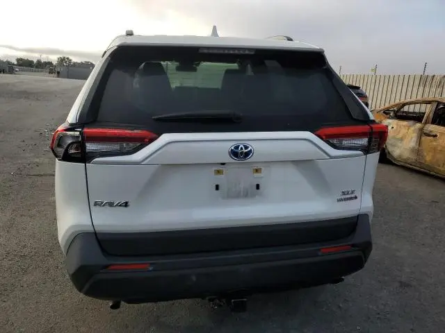 2022 TOYOTA RAV4 XLE PREMIUM  