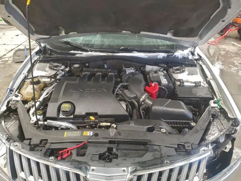 2011 LINCOLN MKZ   