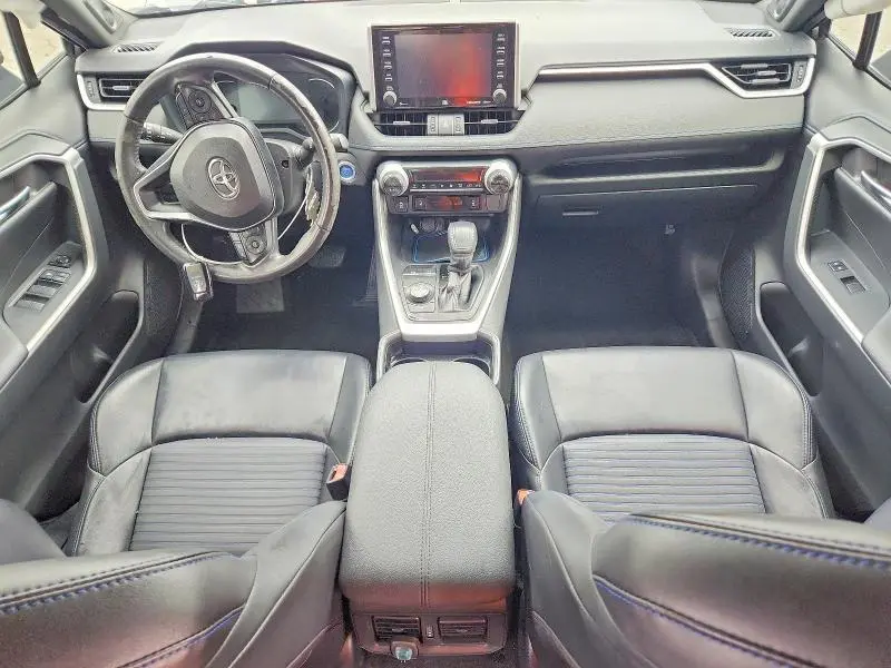 2019 TOYOTA RAV4 XSE  