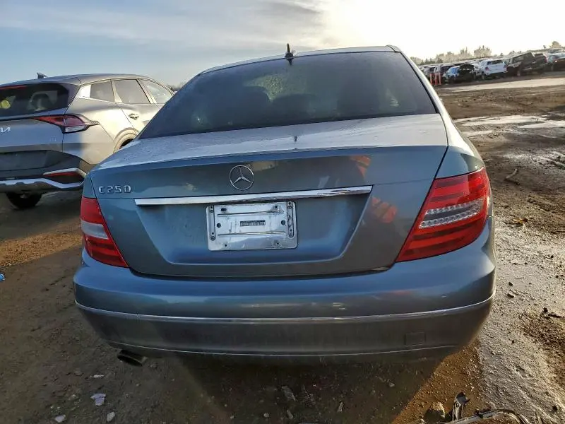 2012 MERCEDES-BENZ C 250  