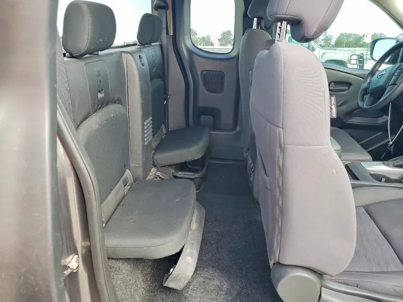 2024 NISSAN FRONTIER S  