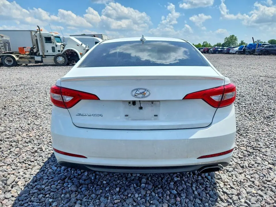 2015 HYUNDAI SONATA SE  