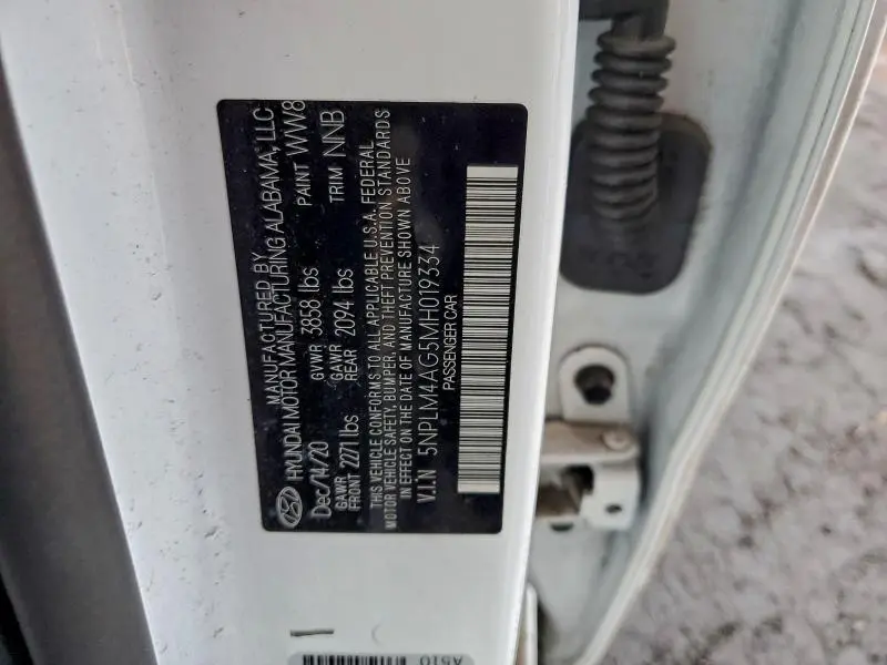 2021 HYUNDAI ELANTRA SEL  