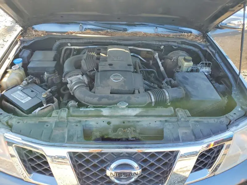 2017 NISSAN FRONTIER S  