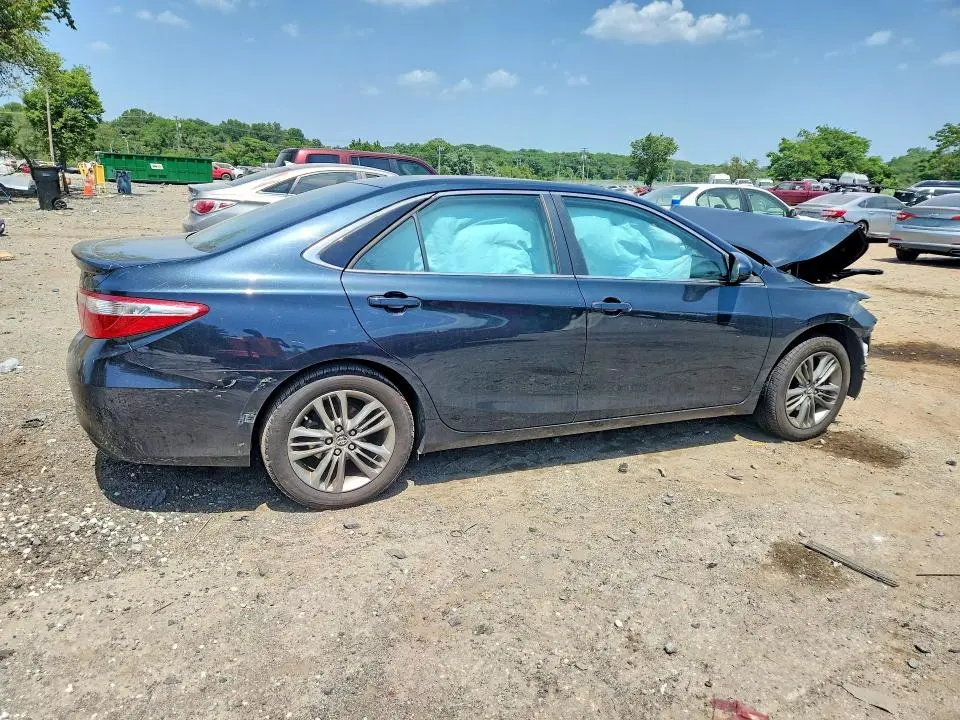 2017 TOYOTA CAMRY SE  
