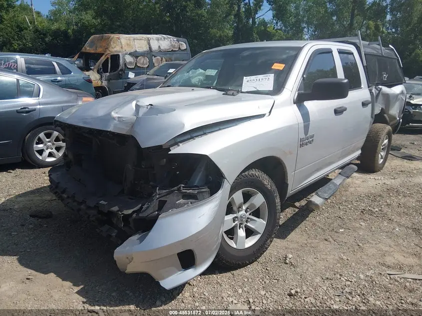 2018 RAM 1500 EXPRESS  4X4 6'4 BOX