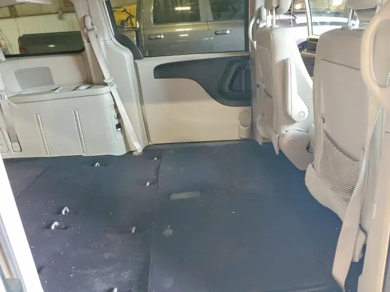 2013 CHRYSLER TOWN & COUNTRY TOURING  