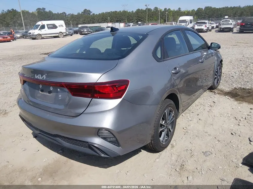 2024 KIA FORTE LXS