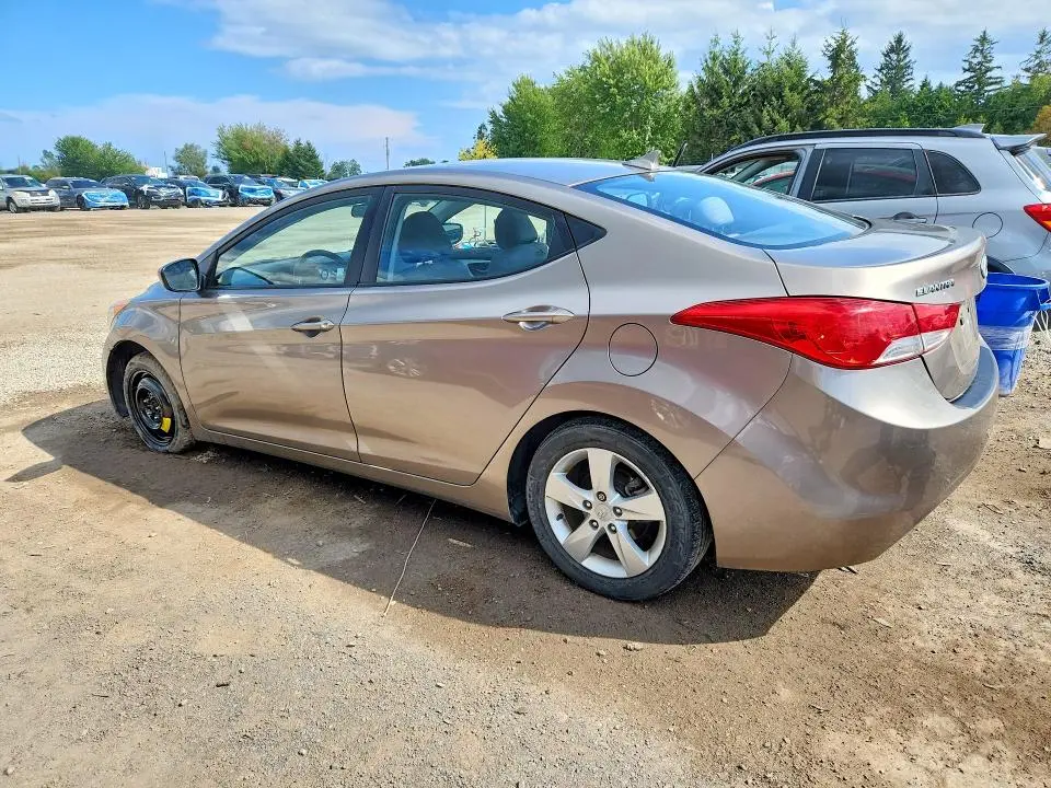 2013 HYUNDAI ELANTRA GLS  