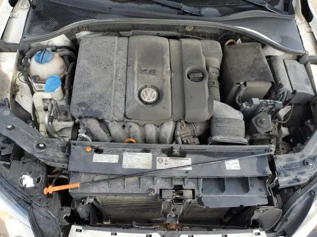 2012 VOLKSWAGEN PASSAT SE  