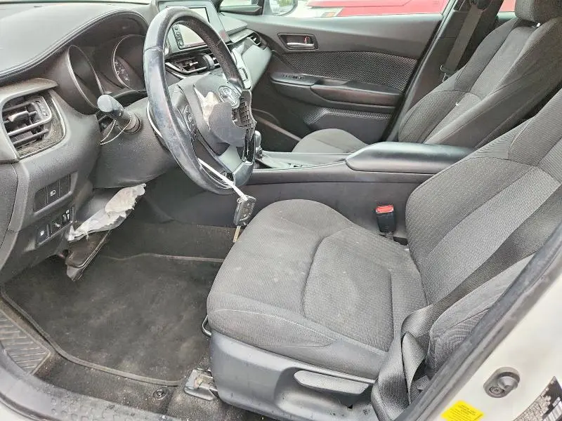 2018 TOYOTA C-HR XLE  