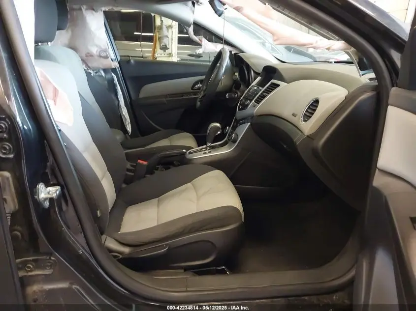 2016 CHEVROLET CRUZE LIMITED LS AUTO