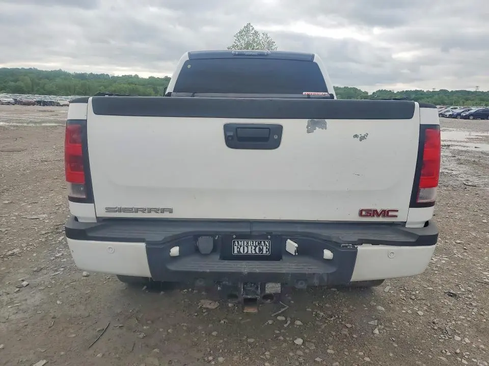 2013 GMC SIERRA   