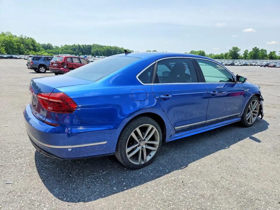 2017 VOLKSWAGEN PASSAT R-LINE  
