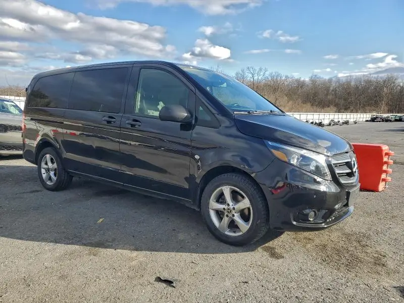 2018 MERCEDES-BENZ METRIS   