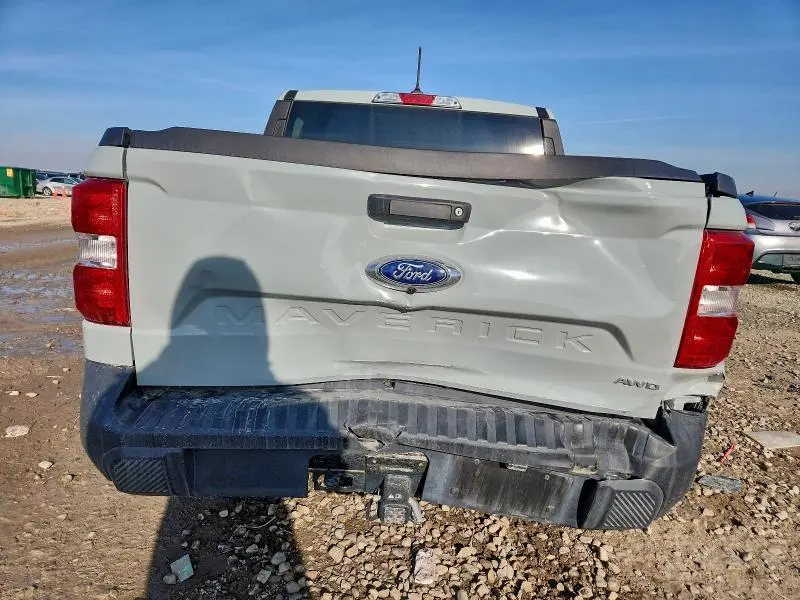 2022 FORD MAVERICK XL  