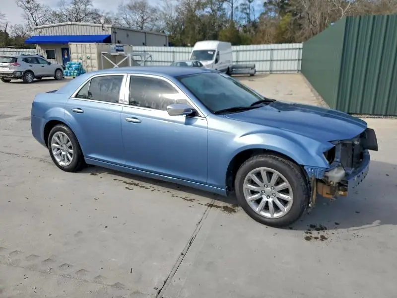 2011 CHRYSLER 300 LIMITED  