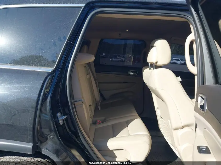 2019 JEEP GRAND CHEROKEE LAREDO E 4X4