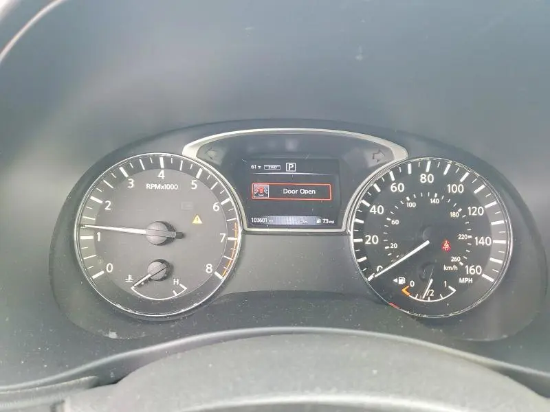 2016 NISSAN PATHFINDER SL  