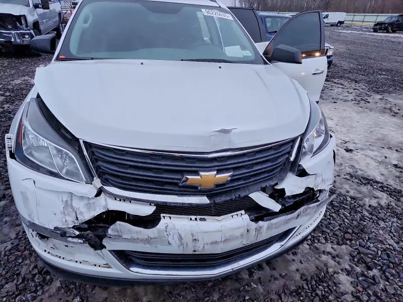 2017 CHEVROLET TRAVERSE LS  