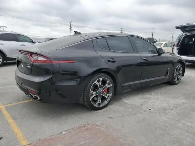 2019 KIA STINGER GT2  